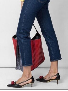 Gucci Unia Black Pumps Cherries Cherry Size 38.5 or 8-8.5 NWOB